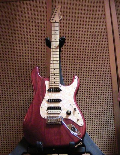 Schecter USA Custom Shop traditional SSS (modified- Suhr single coils and Seymour Duncan humbucker pickups)